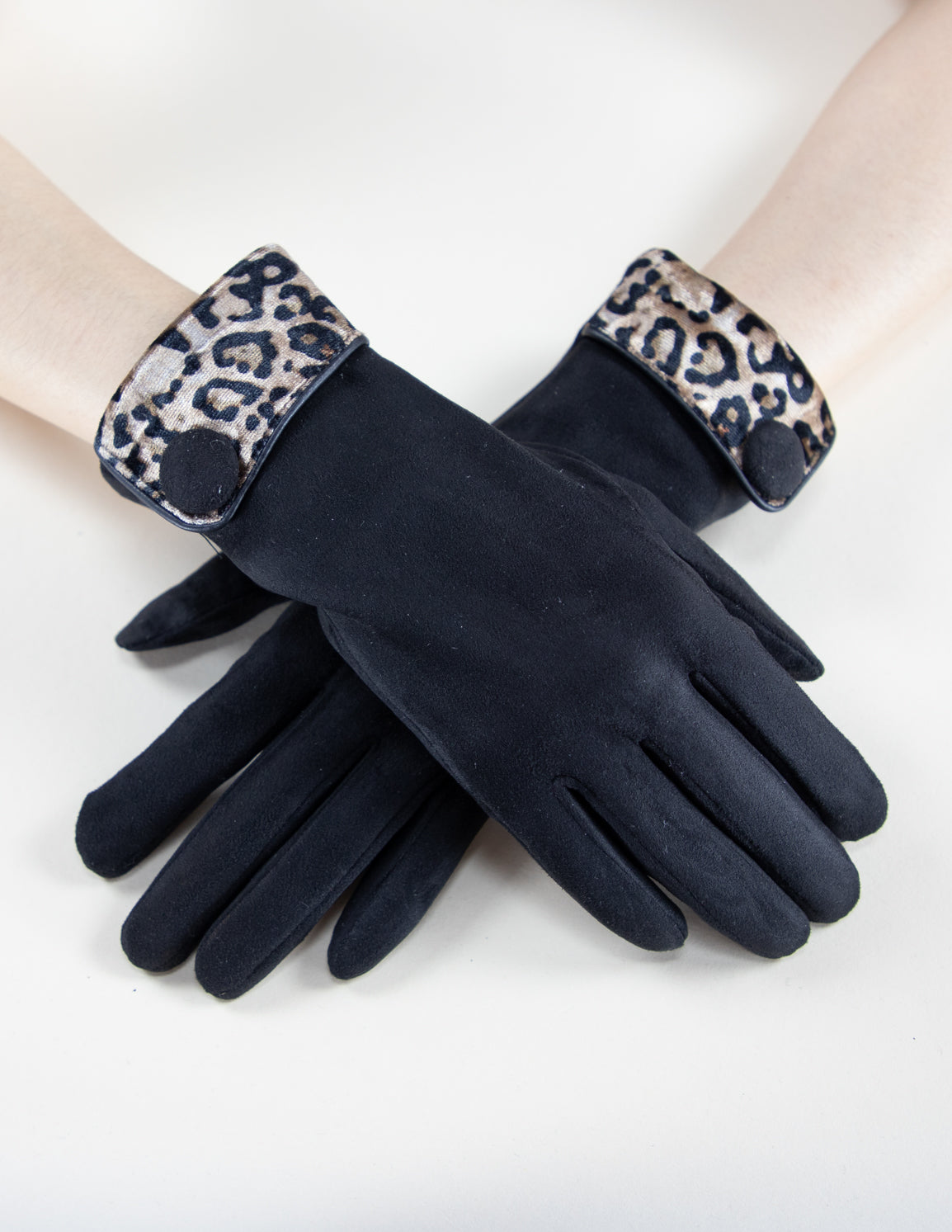 Picture of Designer Black Gloves 